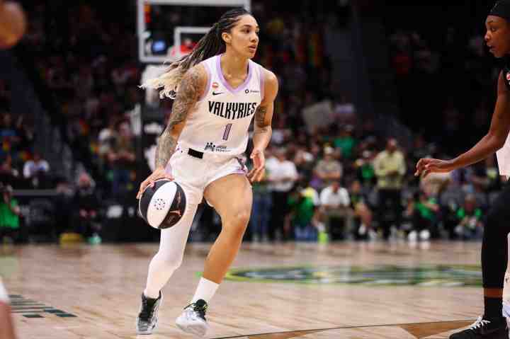 WNBA半决赛G1:女武神71-60击败王牌 加比轰25+11+5 阿贾空砍24分